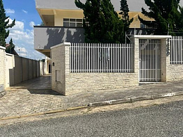 Casa � Venda