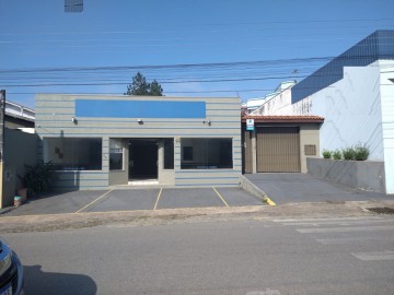 ALUGA-SE SALA COMERCIAL